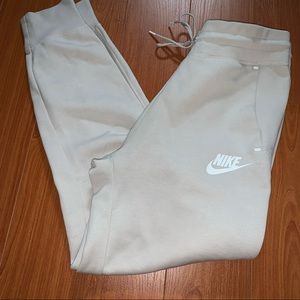 COPY - Nike Tech Fleece Pants